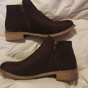 Seven7 Brown Booties Size 9